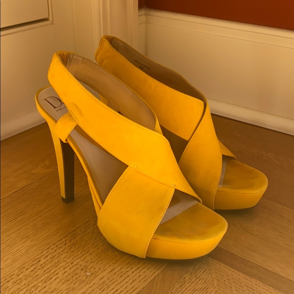 DVF Yellow Sandals - Size 38